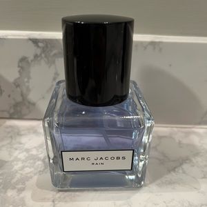 Marc Jacob’s Rain perfume